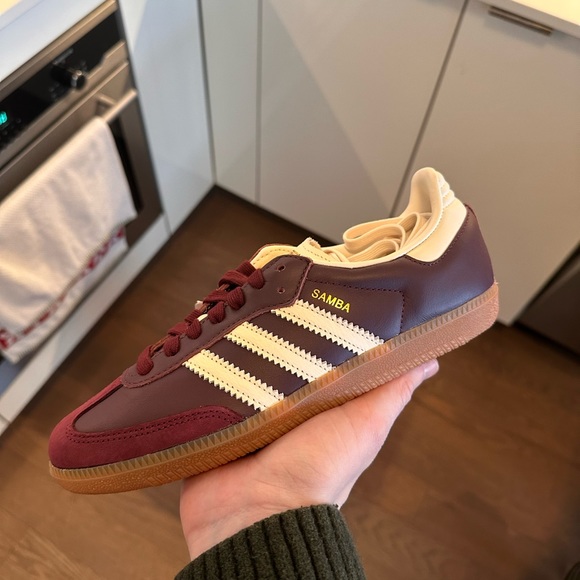 Adidas Samba OG Burgundy - Picture 3 of 5